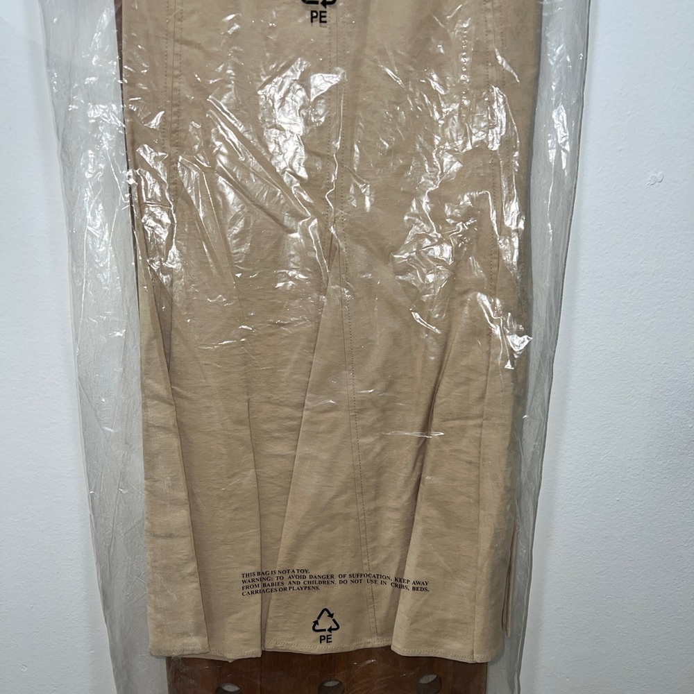 π Intermix Luana Belted Midi Skirt - Picture 14 of 15